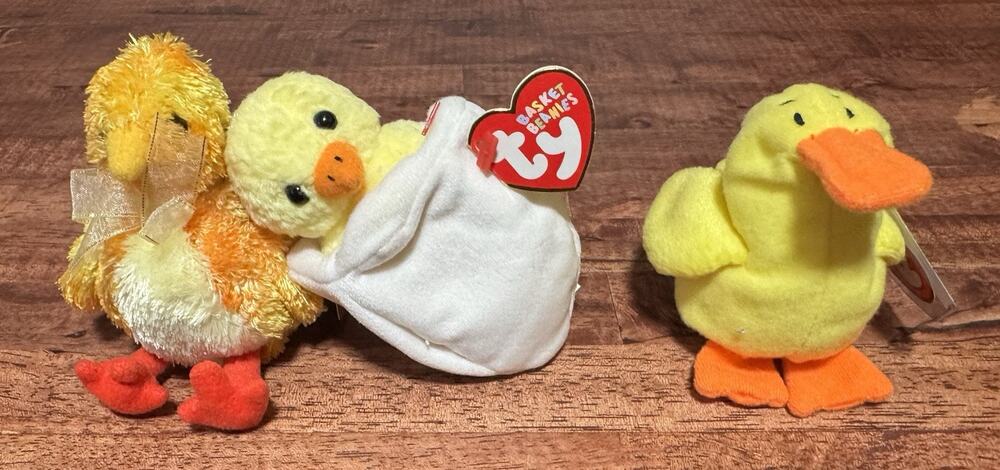 Ty Beanie Baby Eggbert, Quacks, Chickie Easter